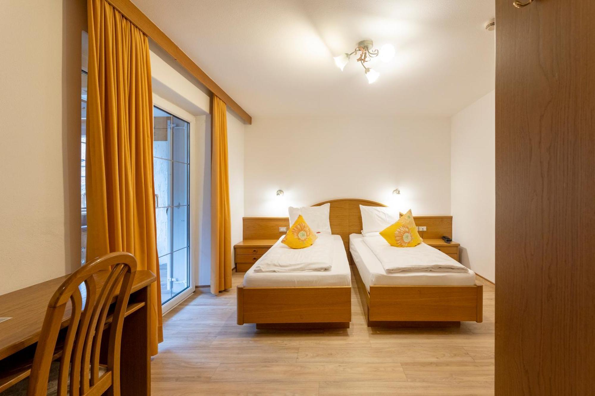 קאמפיטלו די פאסה Hotel Ramon מראה חיצוני תמונה