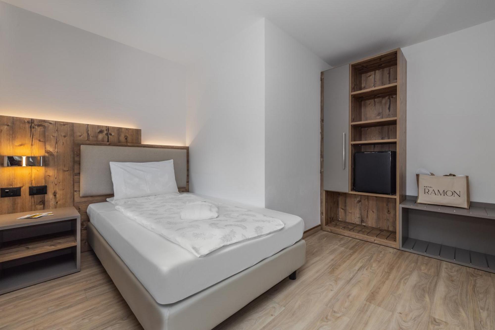 קאמפיטלו די פאסה Hotel Ramon מראה חיצוני תמונה